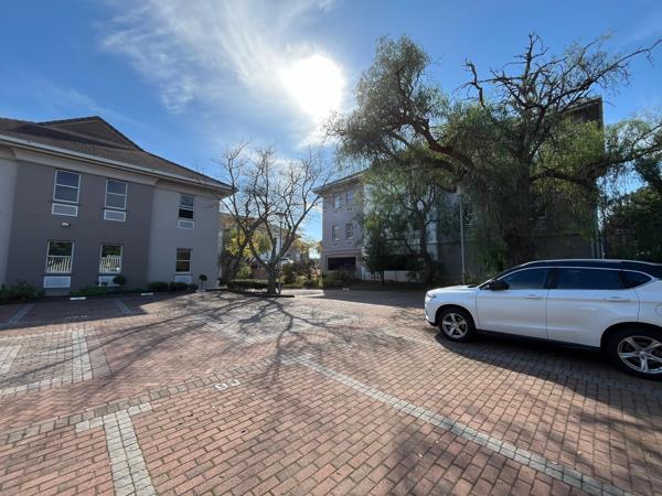 395  m² Commercial space