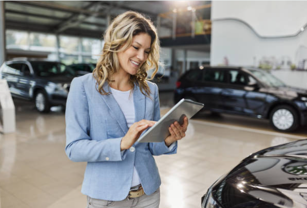 977  m² Commercial space