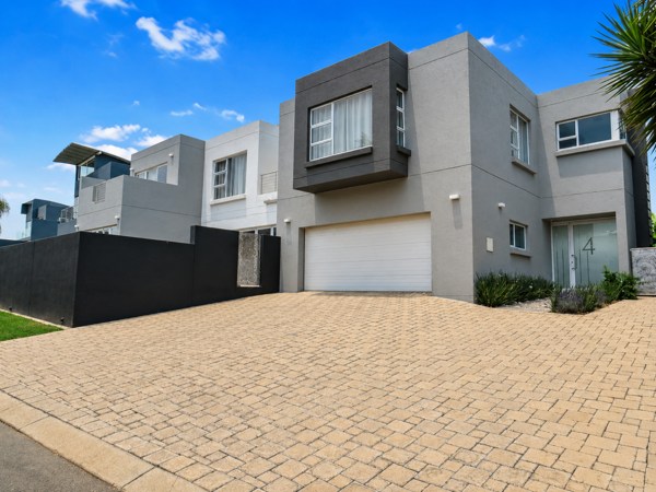 5 Bedroom House