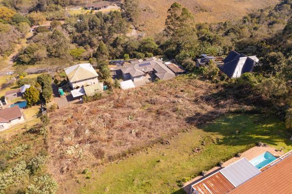 2 293 m² Land