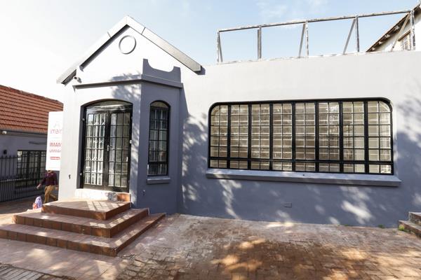 61  m² Commercial space