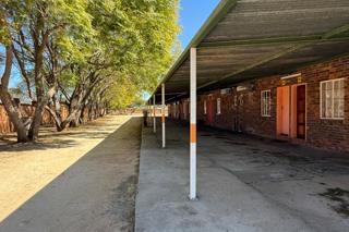 1 960 m² Commercial space