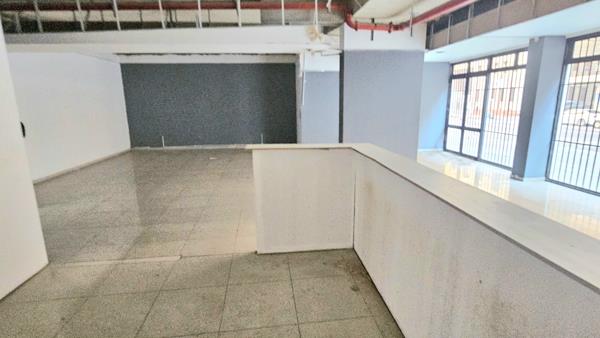 416  m² Retail Space