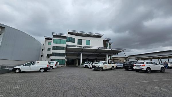 350  m² Office Space