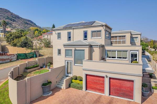 6 Bedroom House