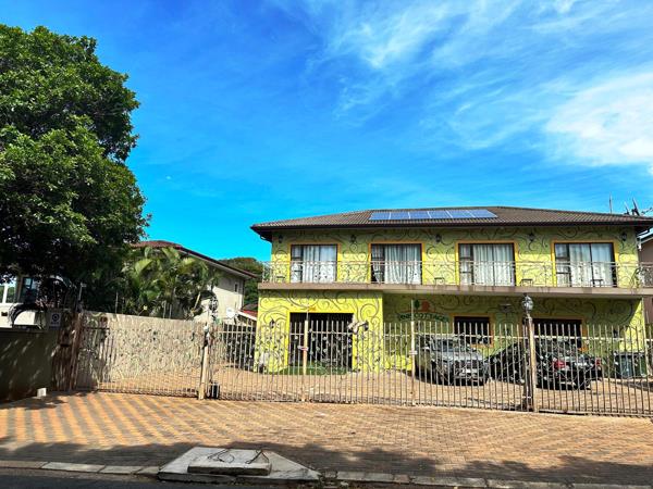 13 Bedroom, Bed and Breakfast