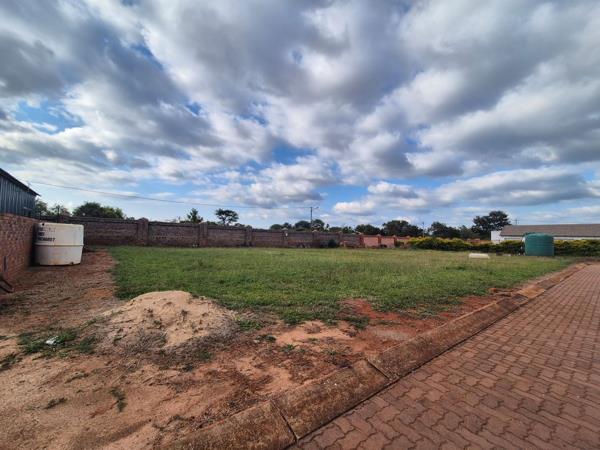 7 000 m² Land