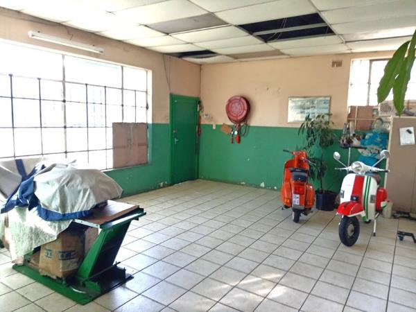 347  m² Industrial space