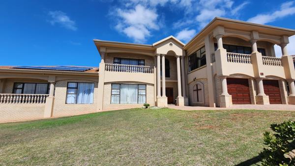 6 Bedroom House
