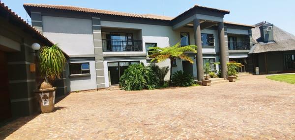 9 200 m² Smallholding