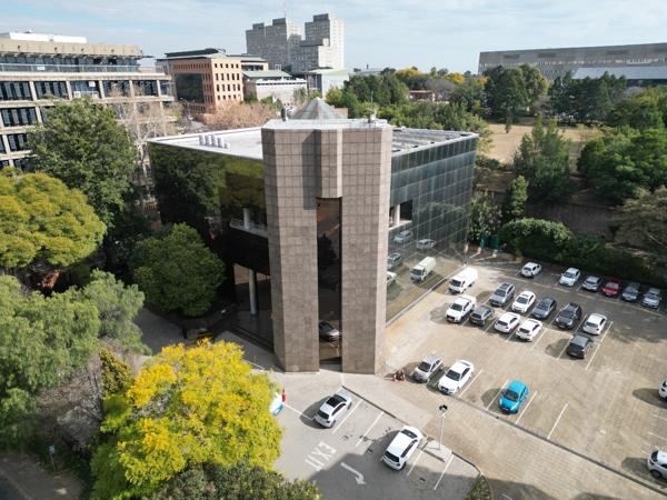 5 054  m² Commercial space