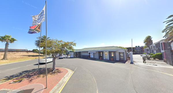 200  m² Commercial space