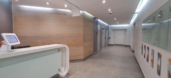 147  m² Commercial space