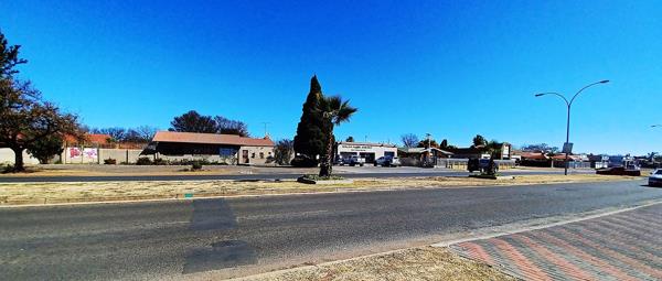 240  m² Retail Space