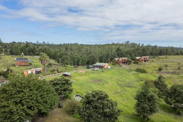 8.9 ha Smallholding