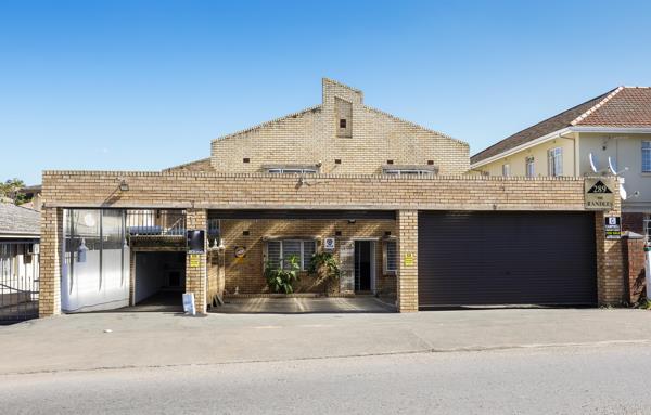 6  m² Commercial space