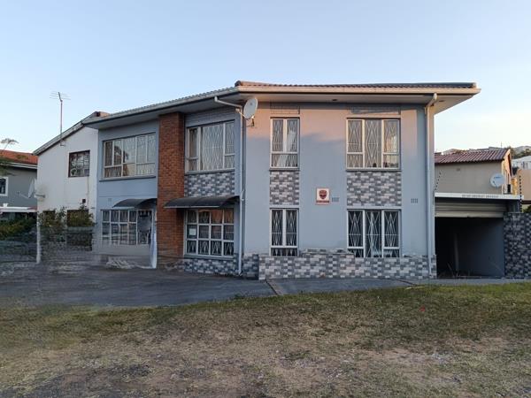 251  m² Commercial space