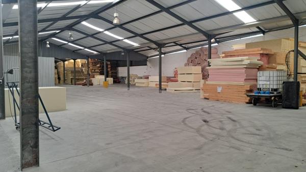 3 170  m² Industrial space