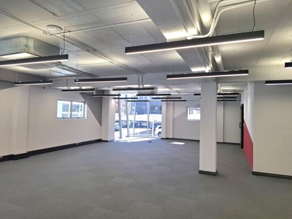 180  m² Commercial space