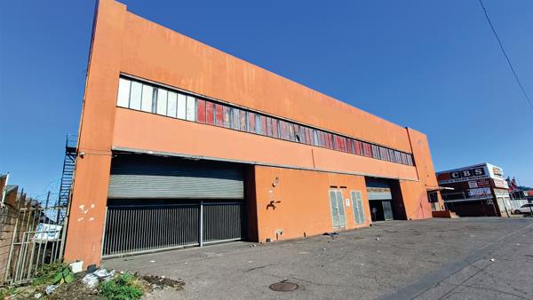 3 900 m² Commercial space