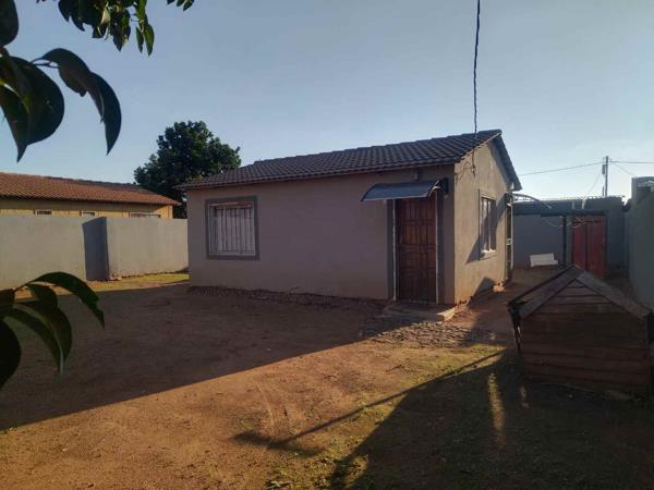 2 Bedroom House