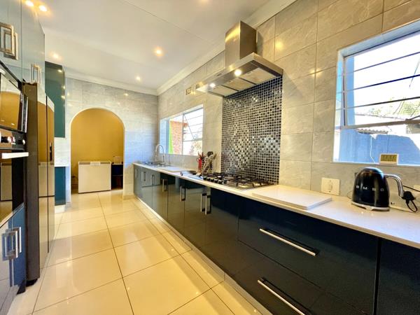 5 Bedroom House