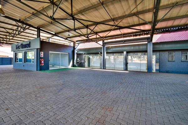 1 000  m² Commercial space