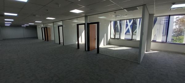 412 m² Commercial space