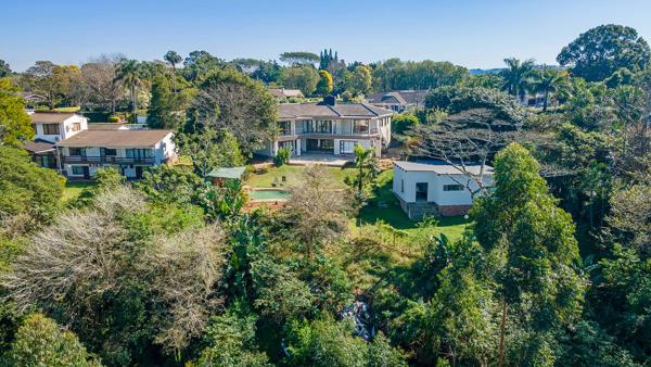 6 Bedroom House