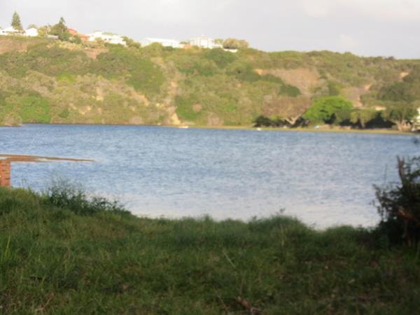 830 m² Land