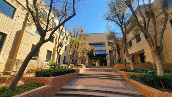 5 003  m² Commercial space