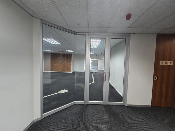 178  m² Commercial space