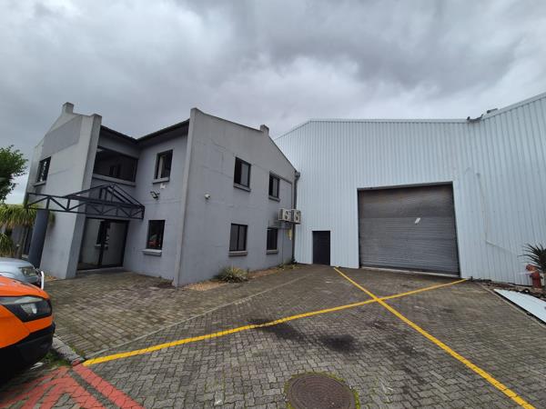 1 987  m² Industrial space
