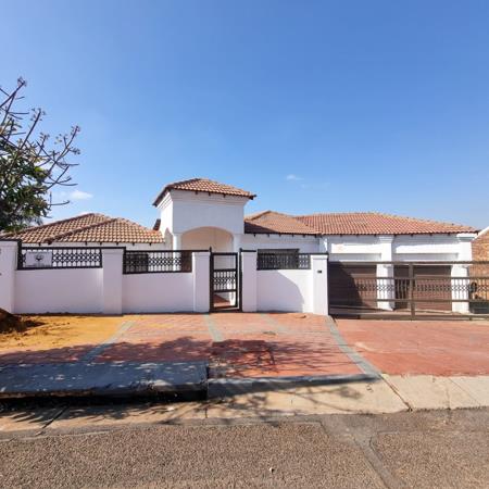 2 Bedroom Garden Cottage