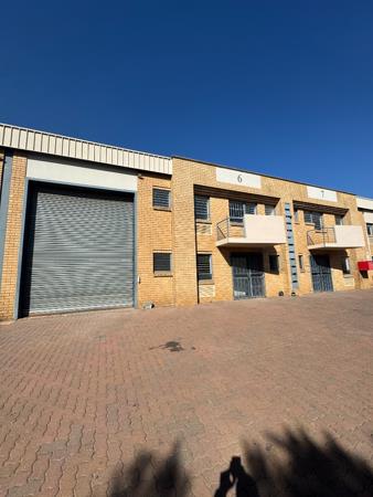 566  m² Commercial space