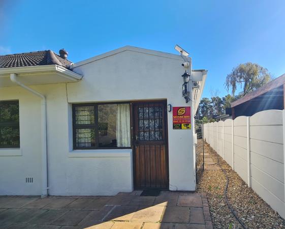 1 Bedroom Garden Cottage