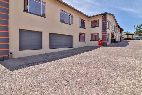 460  m² Commercial space