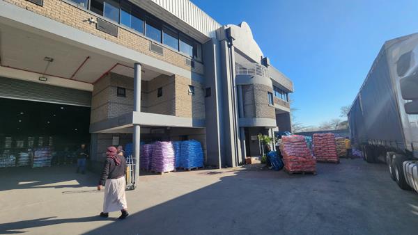 2 651  m² Industrial space