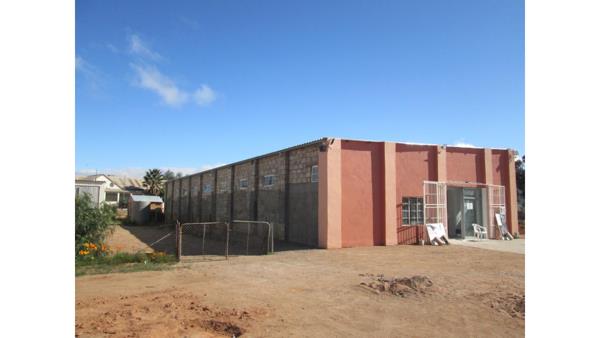 423  m² Commercial space