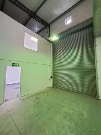 375  m² Commercial space