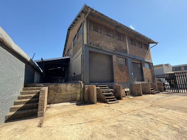 2 650  m² Industrial space