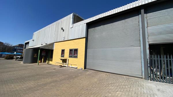 358  m² Industrial space