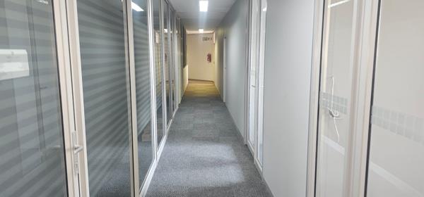 18  m² Commercial space