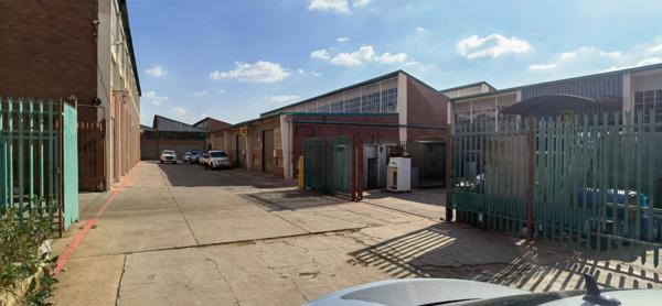 569  m² Industrial space