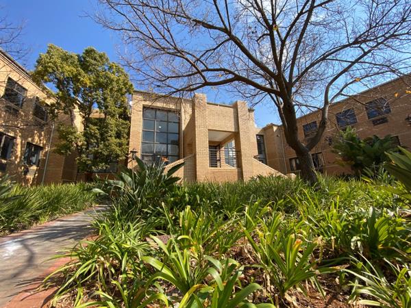 212  m² Office Space