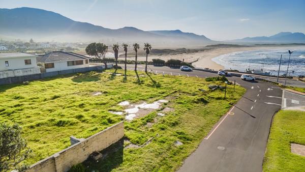 2 076 m² Land