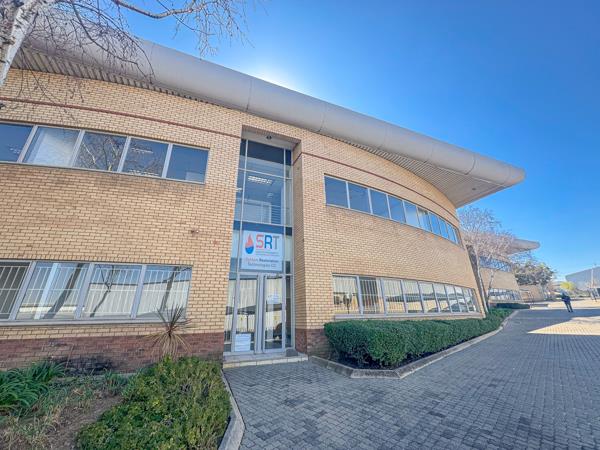 834  m² Industrial space