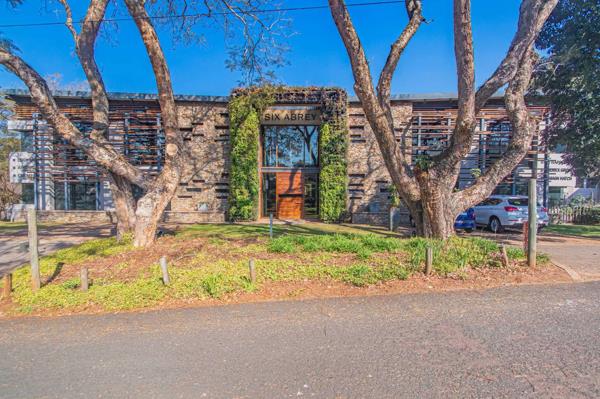 235  m² Office Space