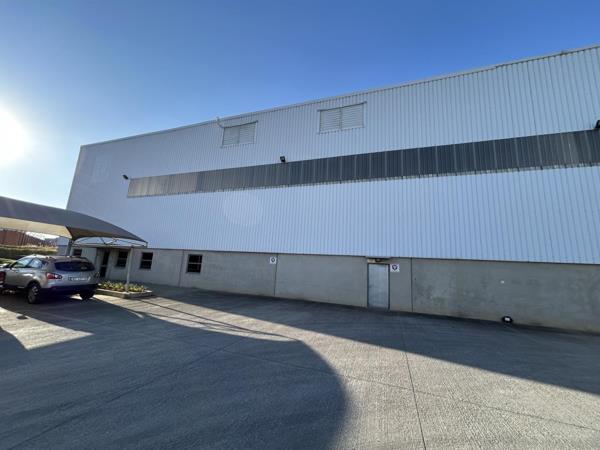 1 145  m² Industrial space