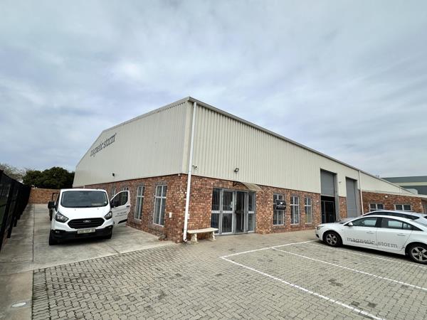 1 000  m² Industrial space